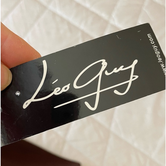 Women Blouse By Leo Guy - Picture 11 of 11